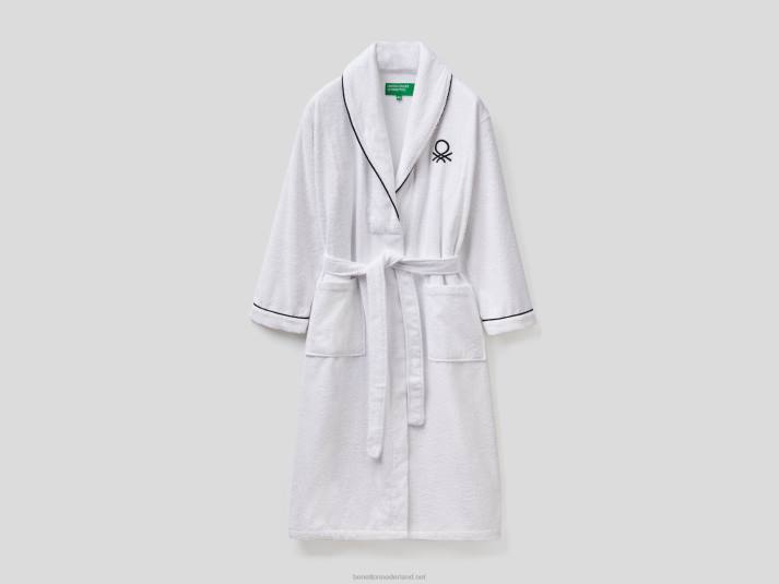 Benetton badstof badjas wit 4R625999 - Klik op de afbeelding om het venster te sluiten