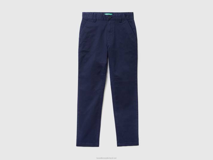 kinderen Benetton slimfit chino van stretchkatoen donkerblauw 4R624933 - Klik op de afbeelding om het venster te sluiten