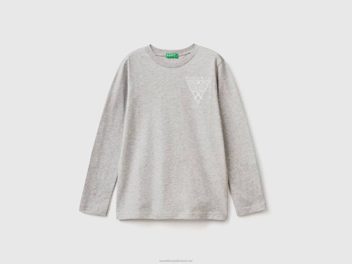 kinderen Benetton T-shirt met lange mouwen en print lichtgrijs 4R624766 - Klik op de afbeelding om het venster te sluiten